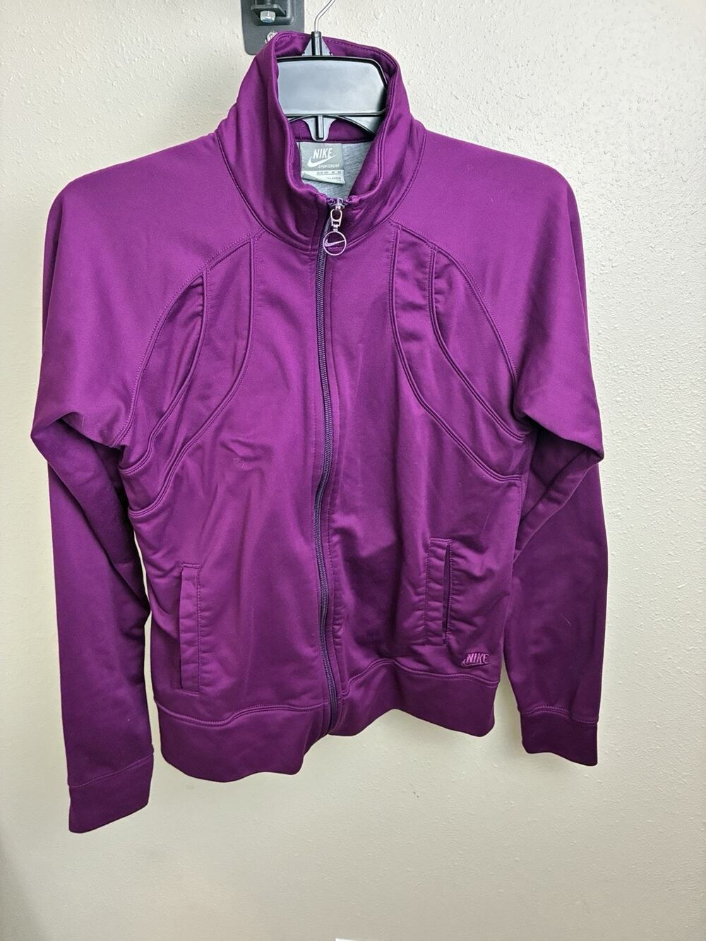 Nike sportswear girls full zip up jacket size M plum purple Athletic